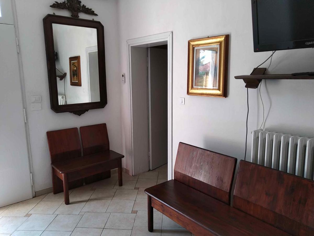 Agriturismo Ca' Isotta Castello di Serravalle Экстерьер фото