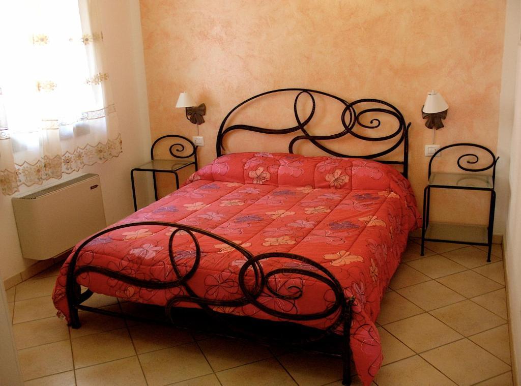 Agriturismo Ca' Isotta Castello di Serravalle Экстерьер фото